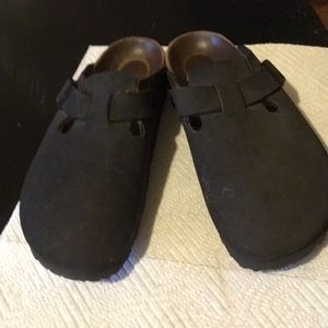 Black suede Birkenstock’s